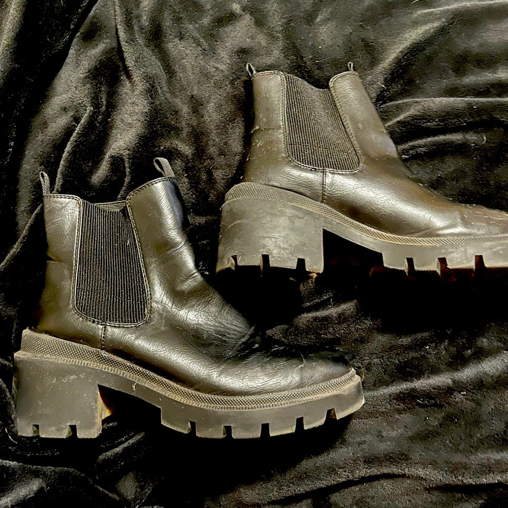 ✨Booties✨